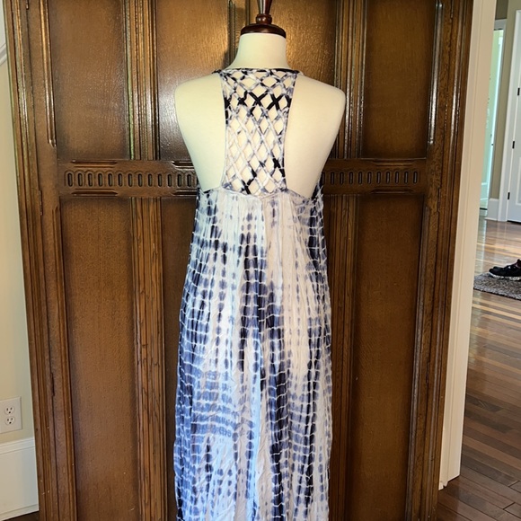 NWT Raviya Size Medium Blue and White Tie Dye Casual Dress - Picture 4 of 5